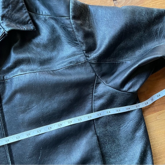 Vintage Wilsons Classic Distressed Black 100% Leather Bomber Jacket - Picture 12 of 16